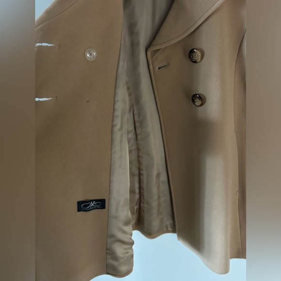 Mallia coat brand new with the tag on it - Picture 8 of 14